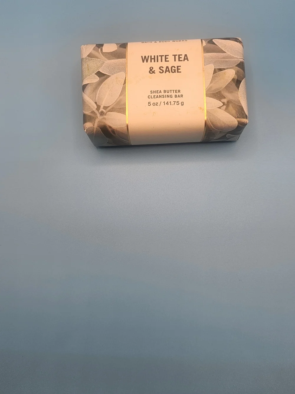 Bath & Body Works White Tea & Sage Cleansing Bar - White, Gray